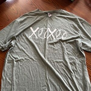 Women’s baseball tee